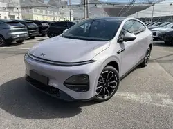Xpeng PERFORMANCE 80 KWH AWD AVEC ATTELAGE / CUIR NOIR NAPPA
