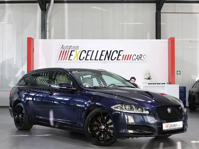 Jaguar XF SPORTBRAKE 3.0 V6 Diesel S / BLUE & BEIGE