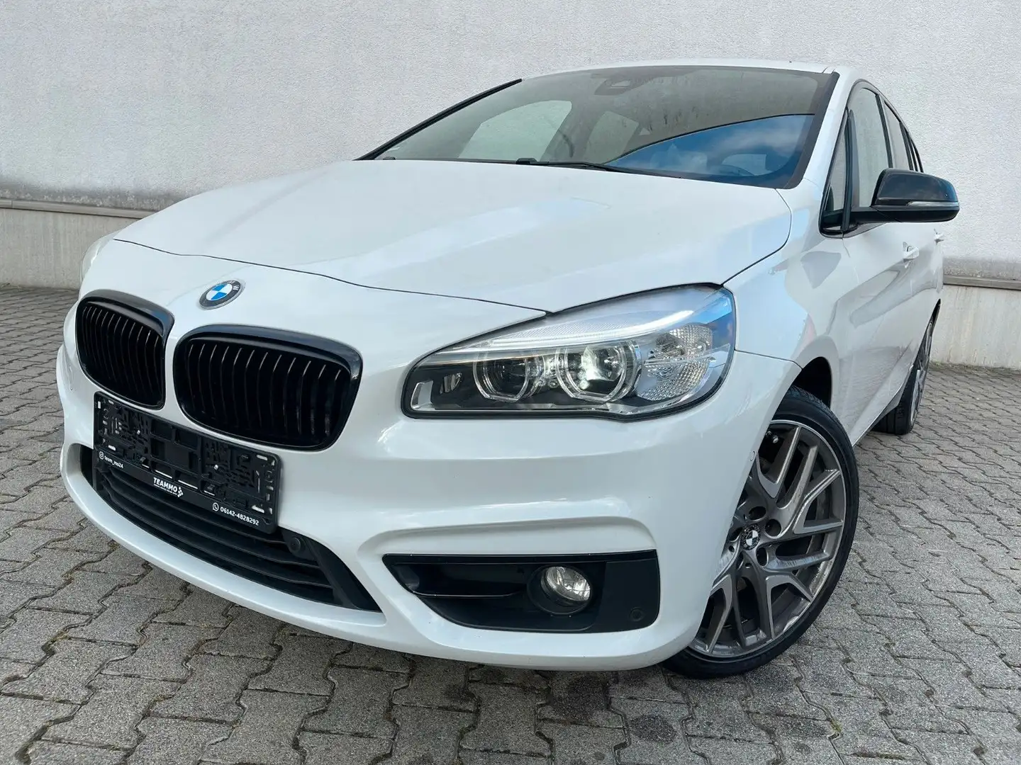 BMW 220 LuxuryLine 2.HD|LED|PANO|KAMERA Blanc - 1
