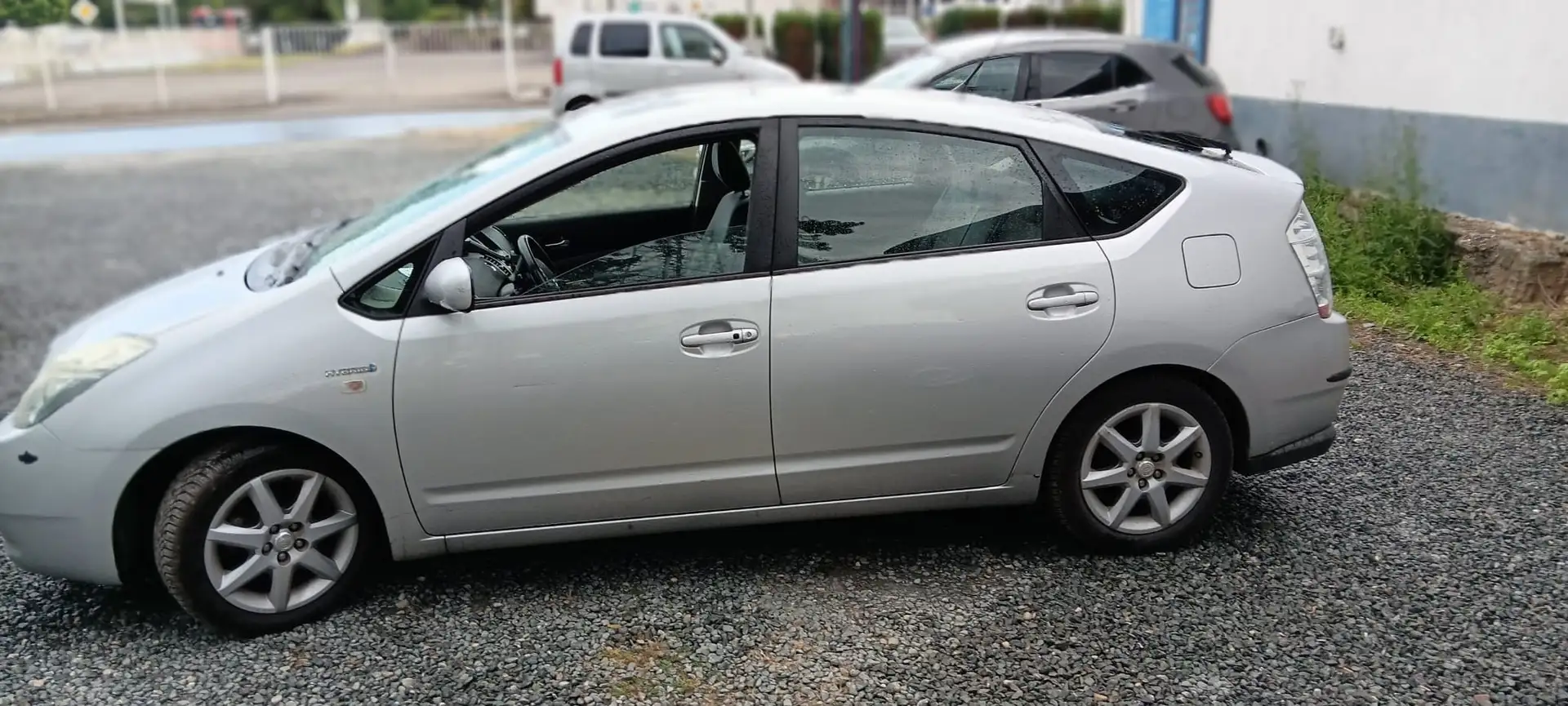 Toyota Prius Prius (Hybrid) Серебристый - 1