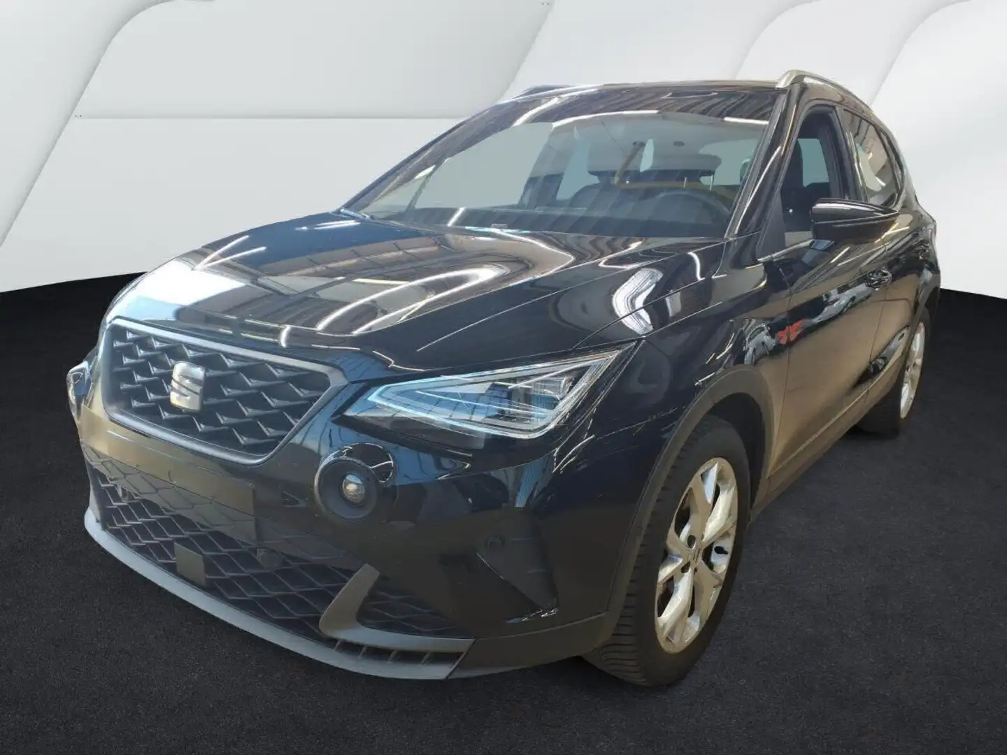 SEAT Arona FR 1.0 TSI DSG Navi RearView LED Sitzh. Schwarz - 2