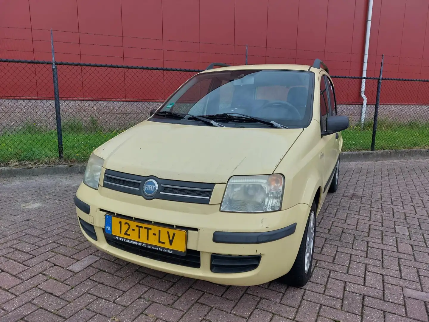 Fiat Panda 1.2 Emotion automaat Geel - 2
