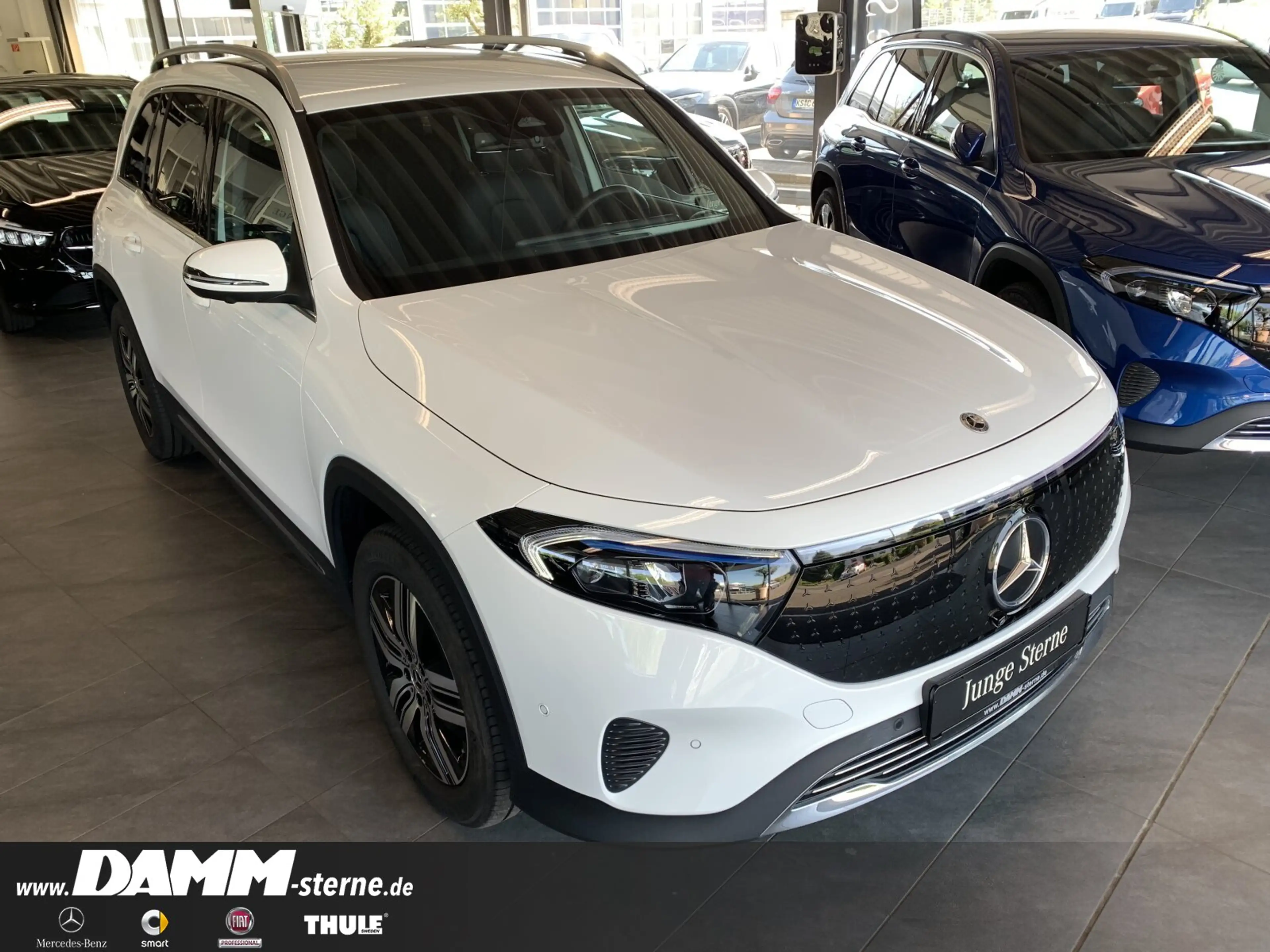 Mercedes-Benz EQB 300 EQB 300 4M Progressive/7-Sitze/360°/60M GA +Flex — photo 3