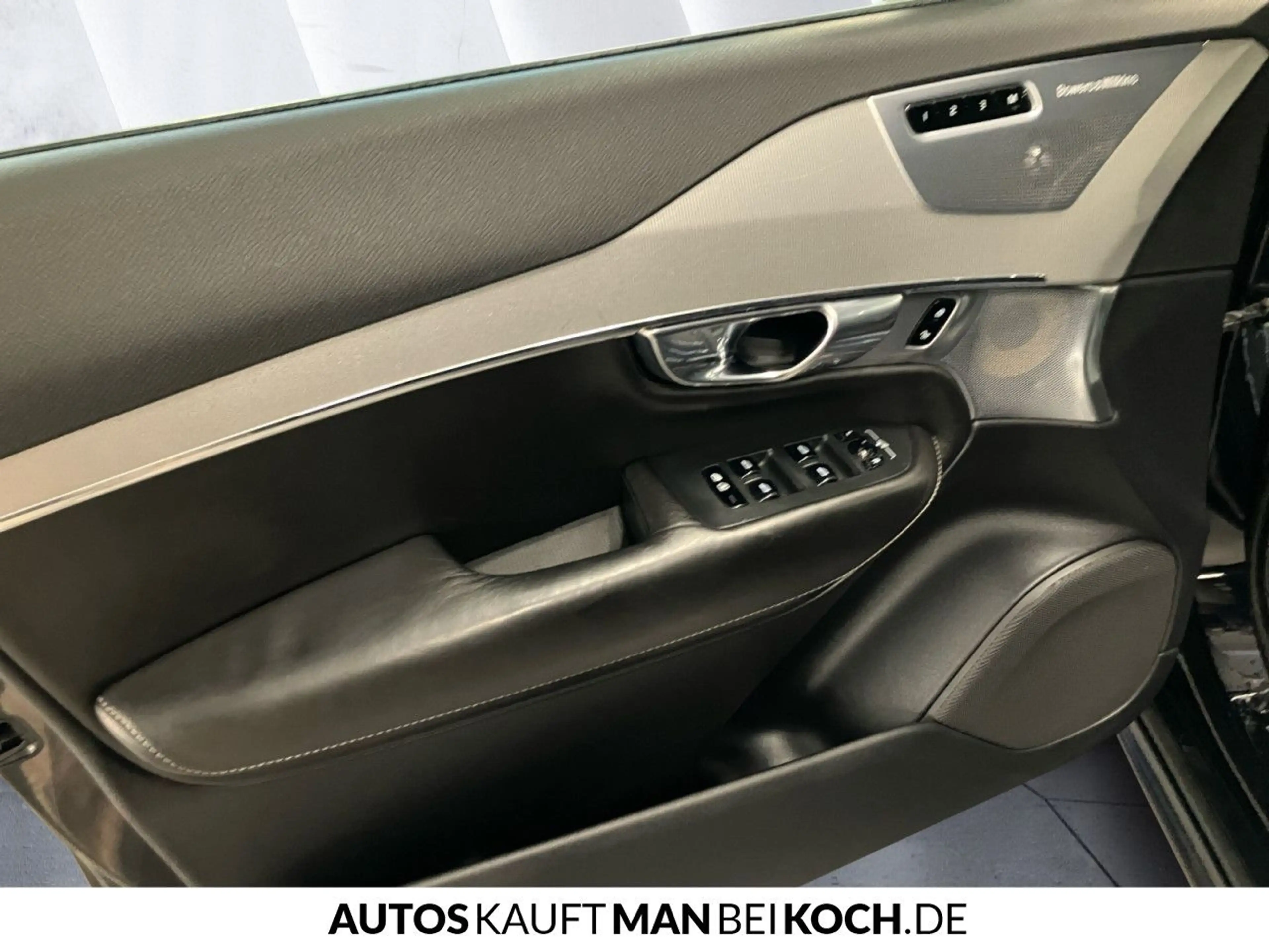 Volvo XC90 D5 AWD Inscription HUD Stdhzg BW ParkAssist — photo 14