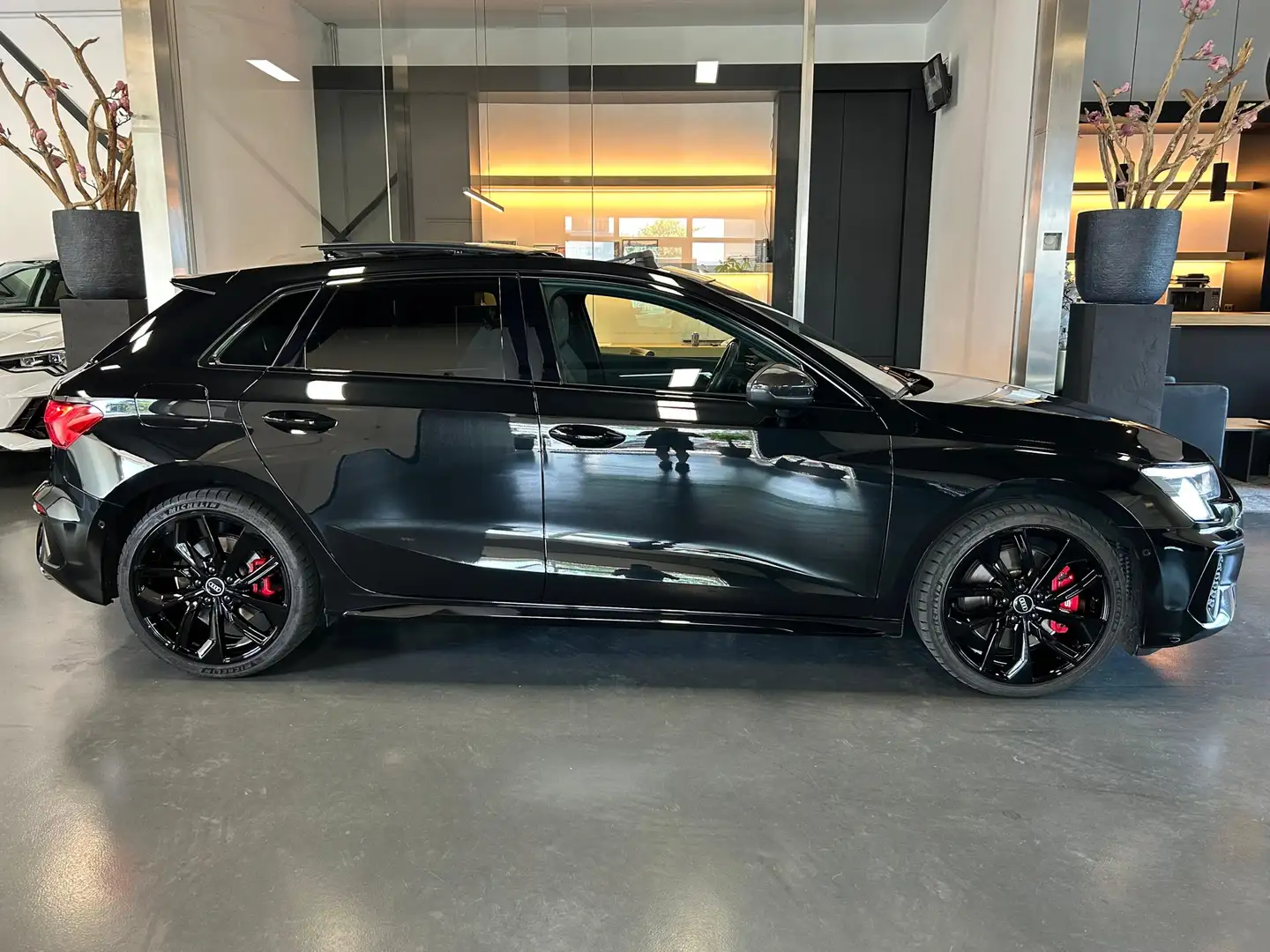 Audi A3 Sportback 2.0 TFSI S3 quattro 310PK 2021 Black edt Zwart - 2