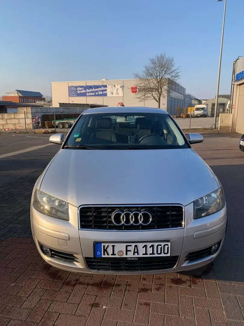 Audi A3 1.6 Attraction - 1