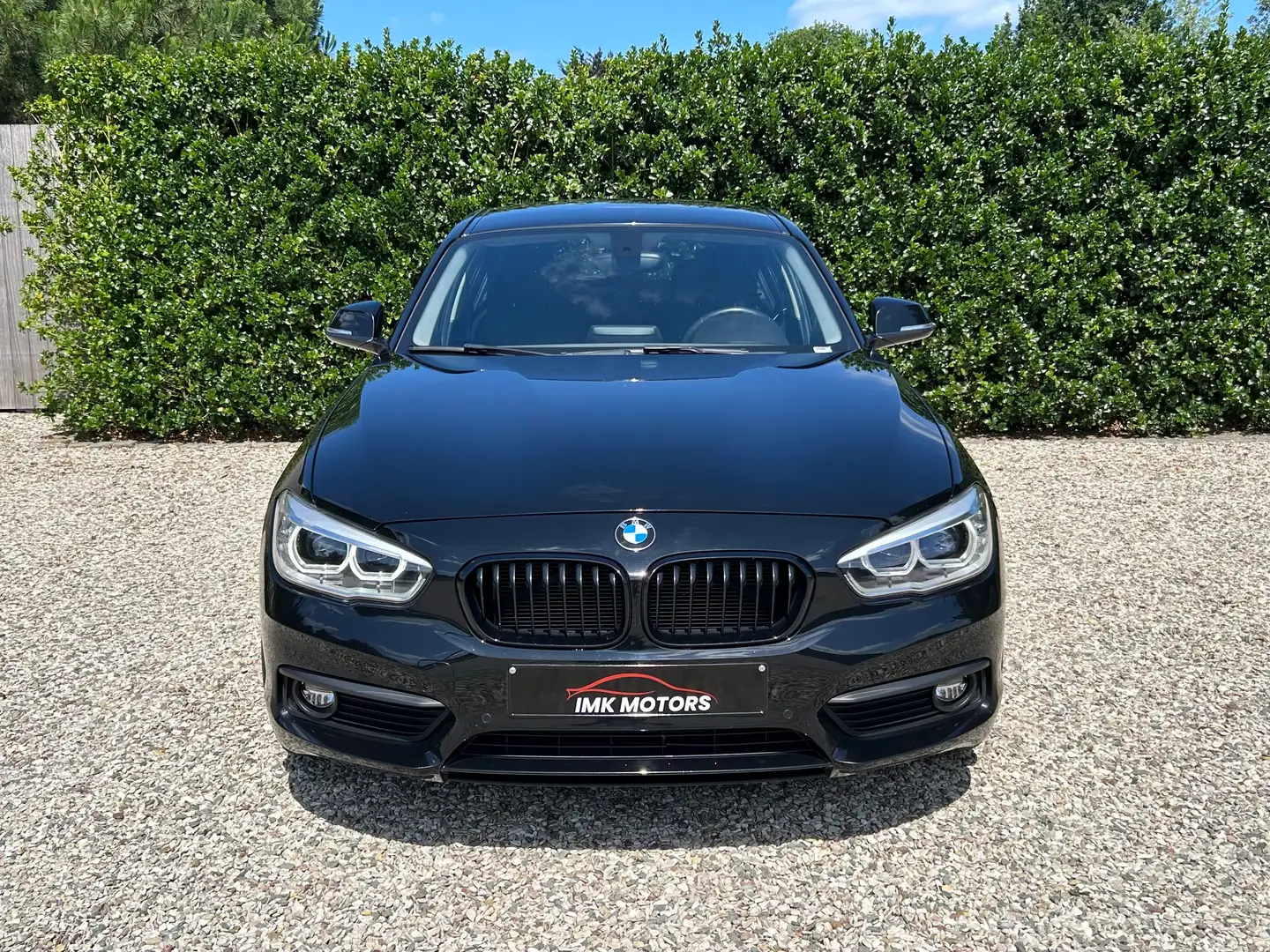 BMW 118 i F21 LCI 1.5 BENZINE 2017 EURO 6b Zwart - 2