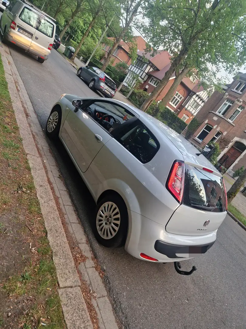 Fiat Punto Evo in zeer goede staat! blanco gekeurd vr verkoop - 2