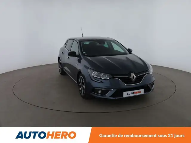 Renault Megane view 8