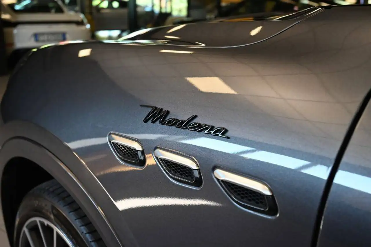 Maserati Grecale 2023 — фото 17