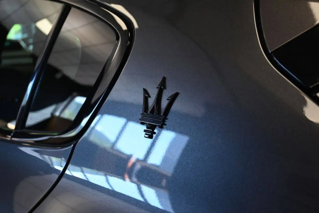 Maserati Grecale 2023 — фото 19