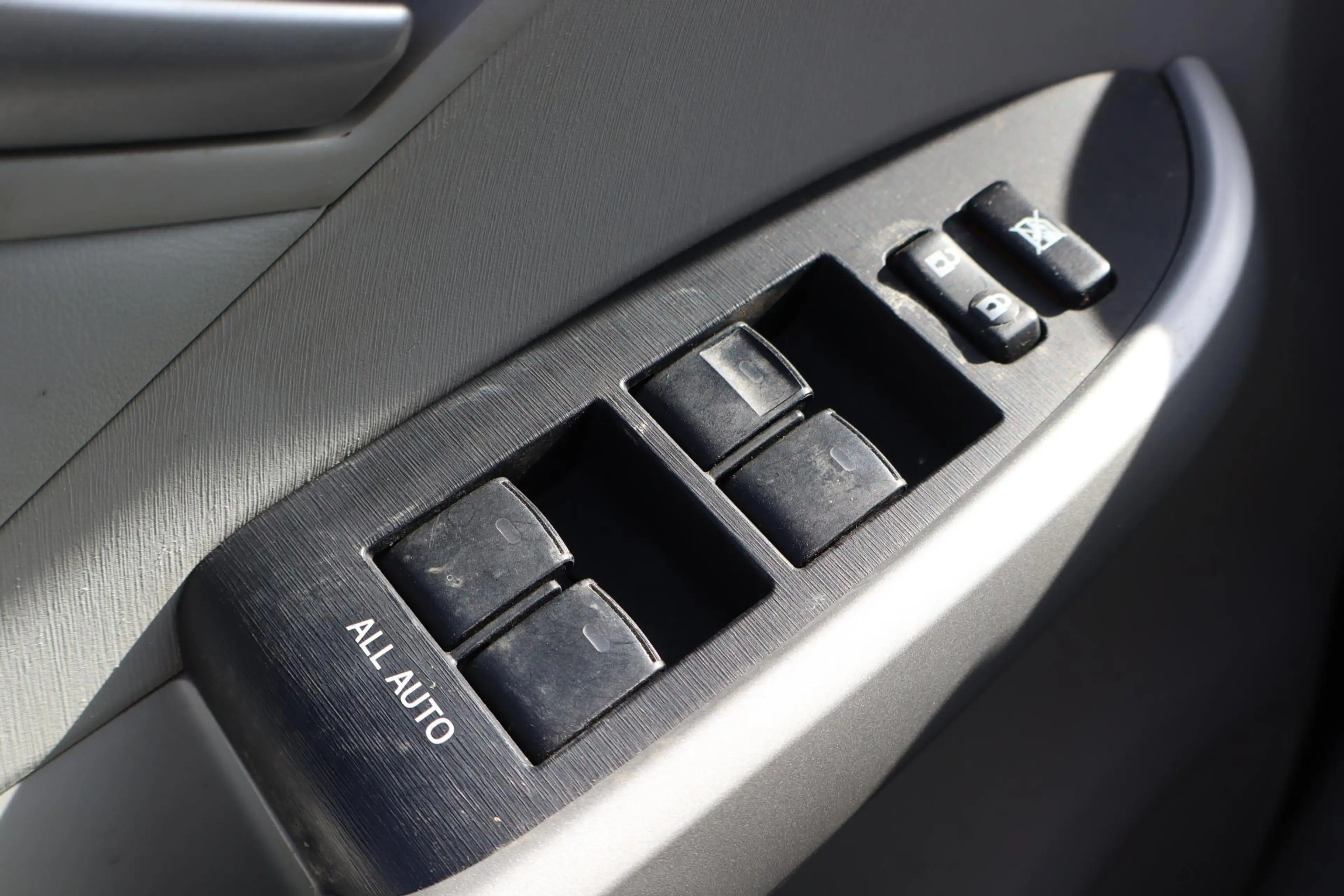 Toyota Prius 1.8 Plug-in Executive Business | 88.000KM | Camera — photo 20