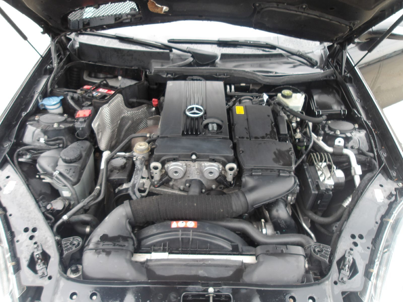 Mercedes-Benz SLK 200 — photo 11
