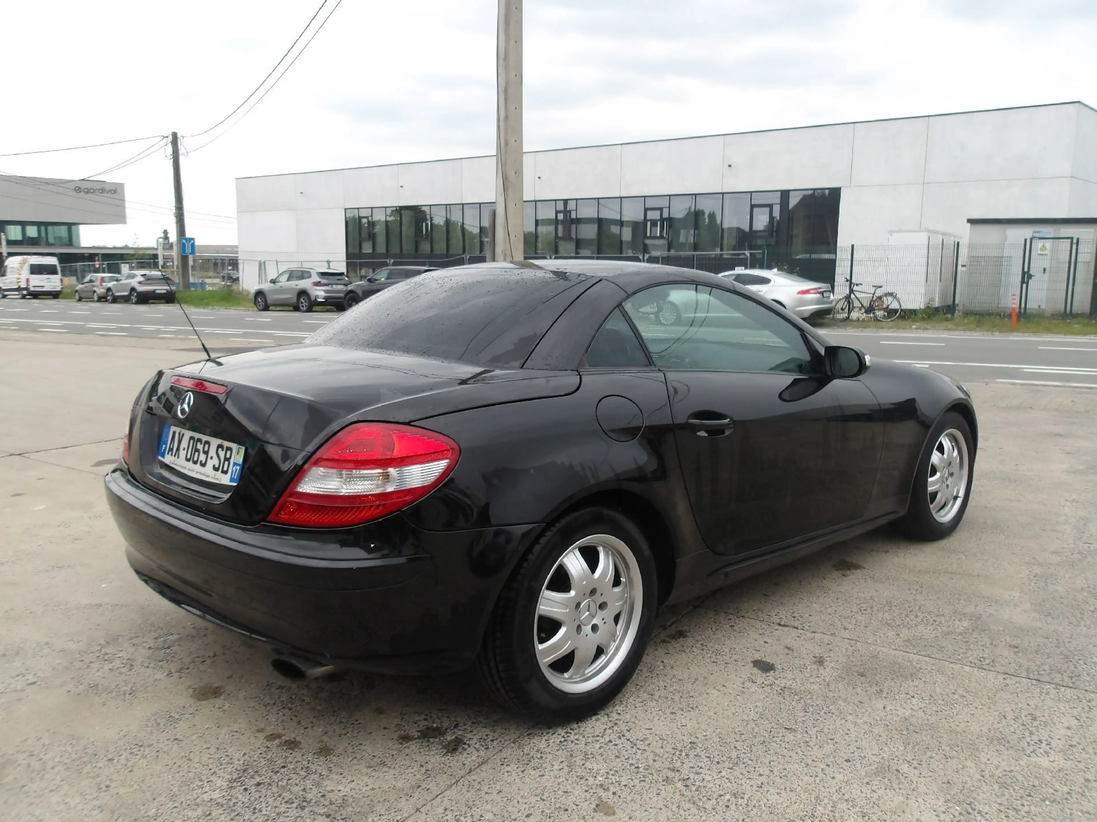 Mercedes-Benz SLK 200 — photo 6
