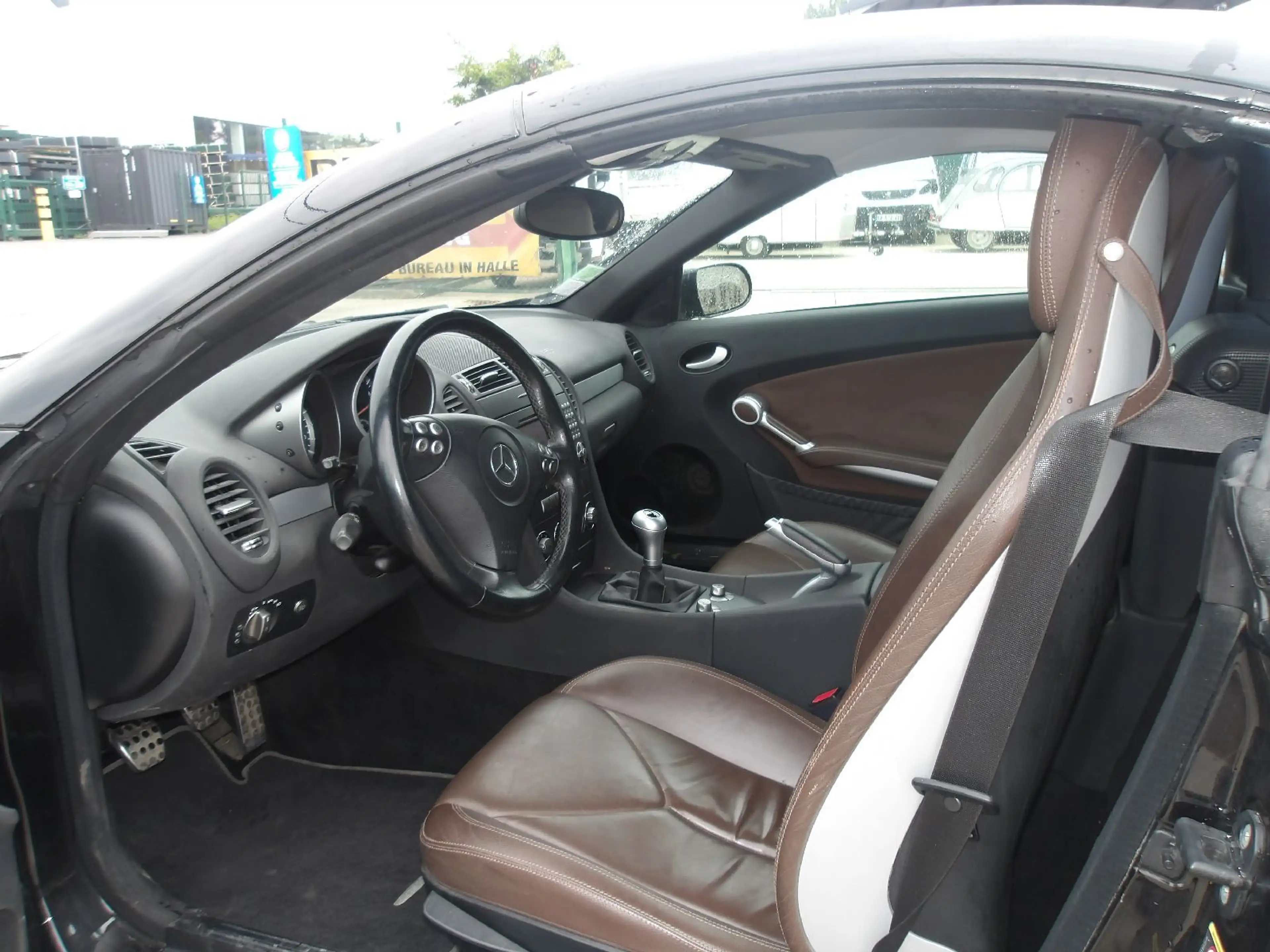 Mercedes-Benz SLK 200 — photo 12