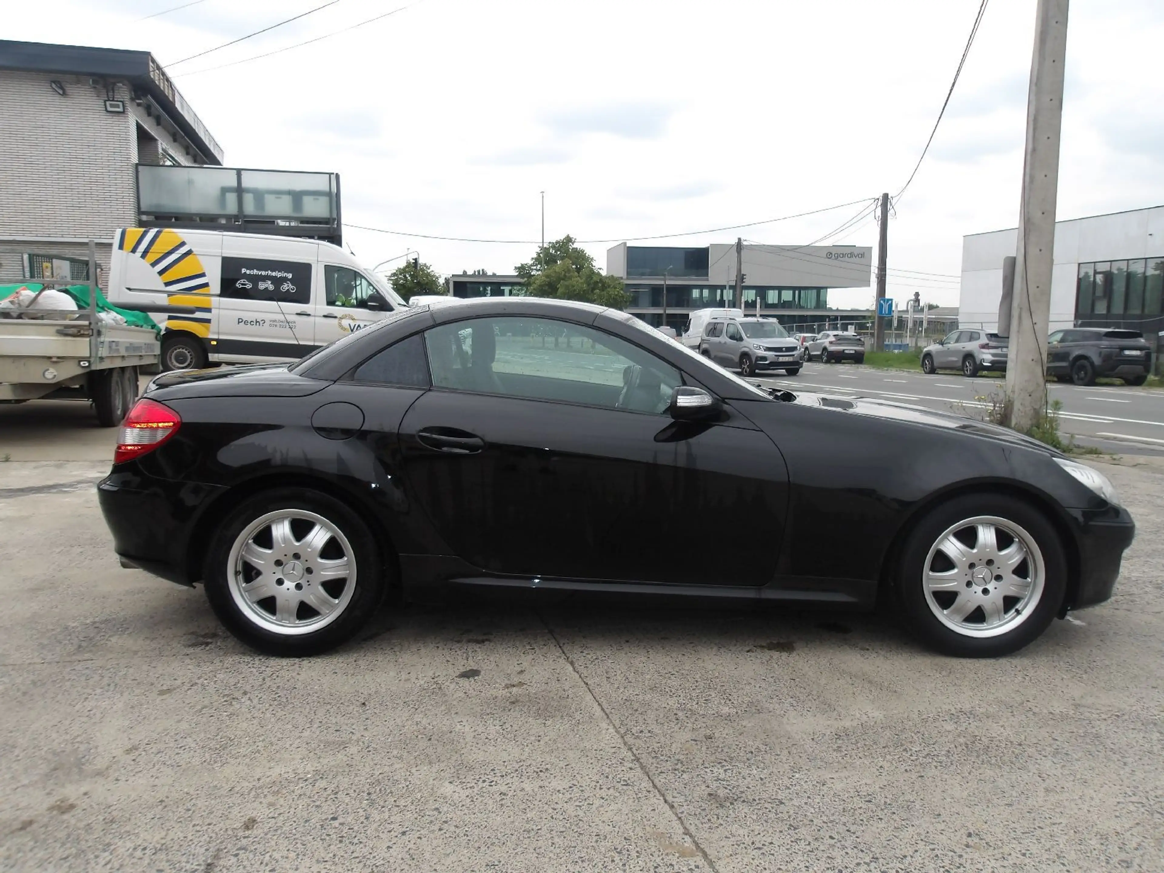 Mercedes-Benz SLK 200 — photo 5