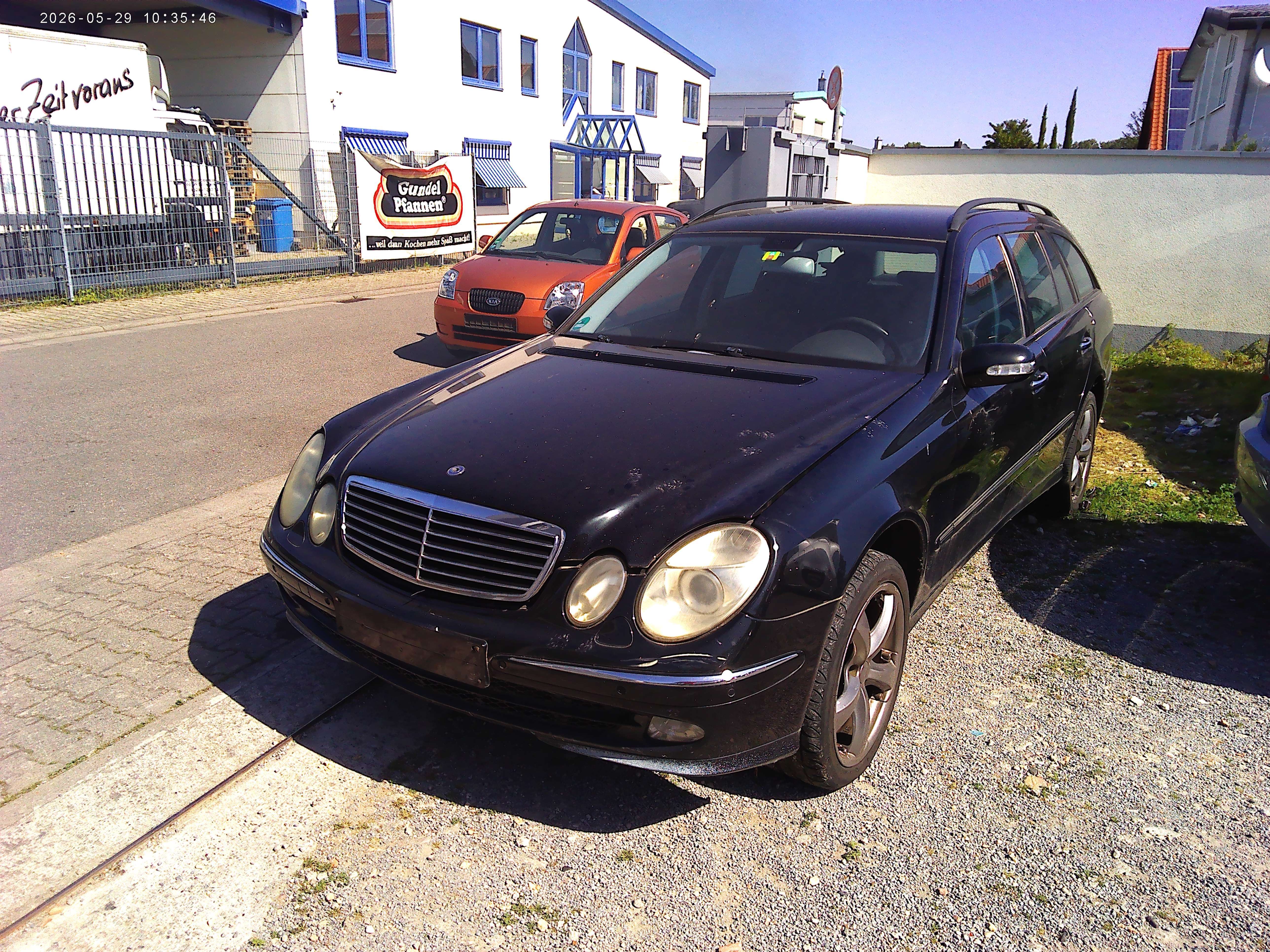 Second hand Mercedes Benz E-Class 320