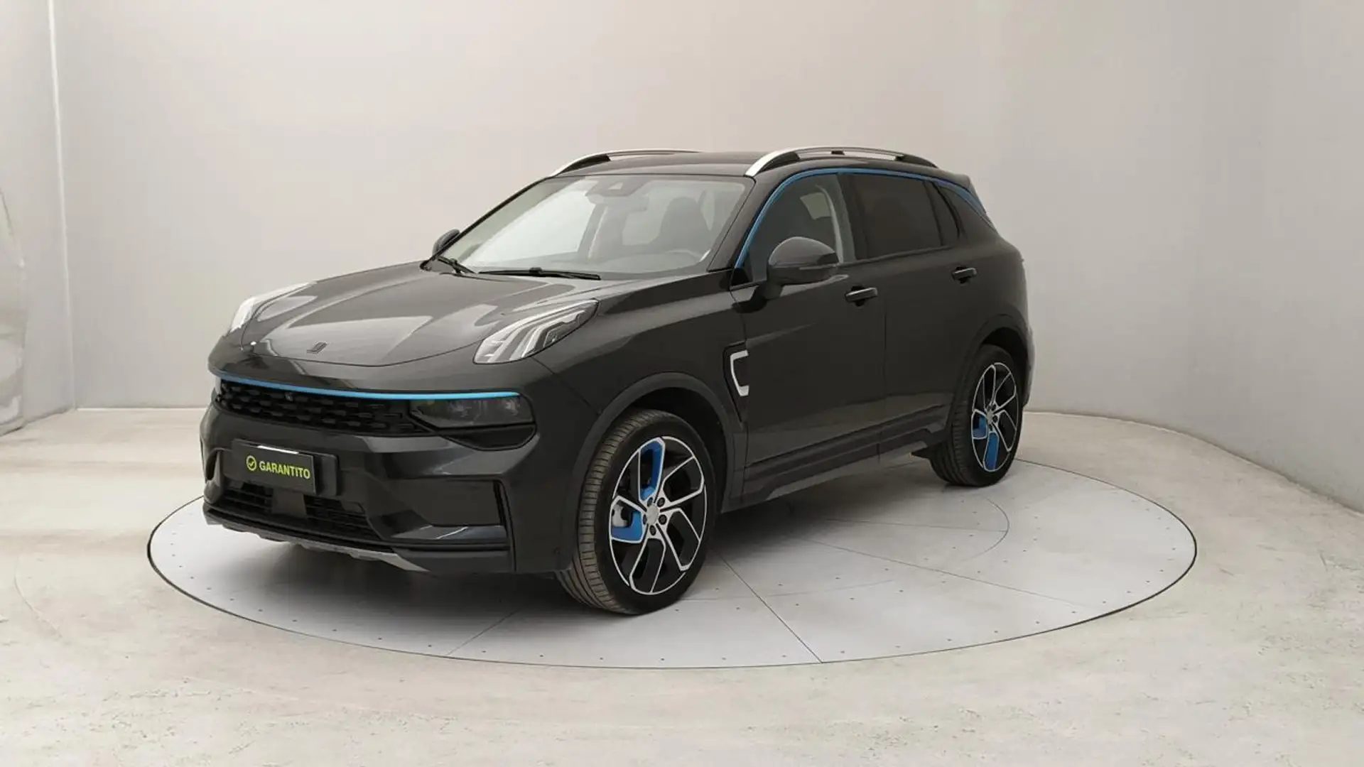 Lynk & Co 01 1.5 td phev auto Nero - 1
