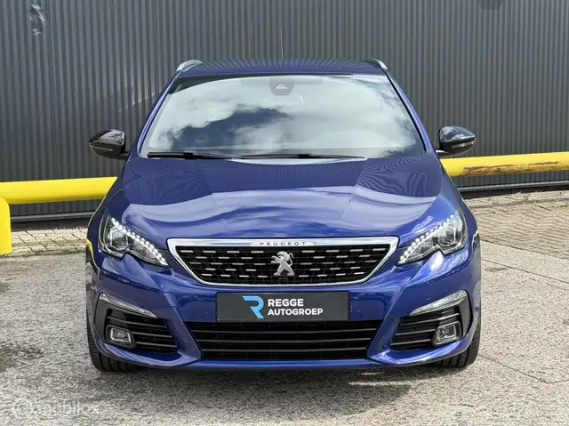 Peugeot 308 view 5