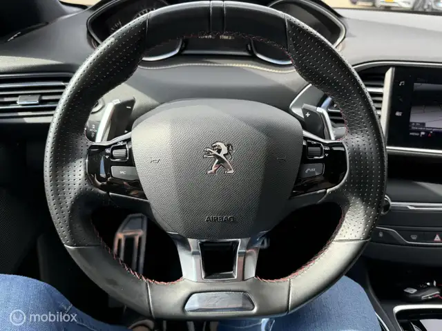 Peugeot 308 view 12