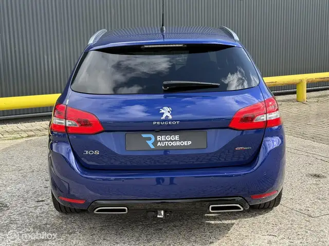 Peugeot 308 view 8
