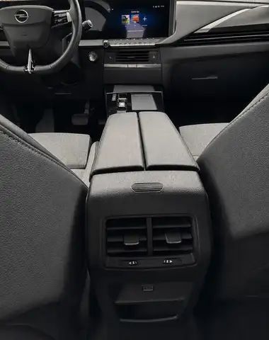 Opel Astra view 12
