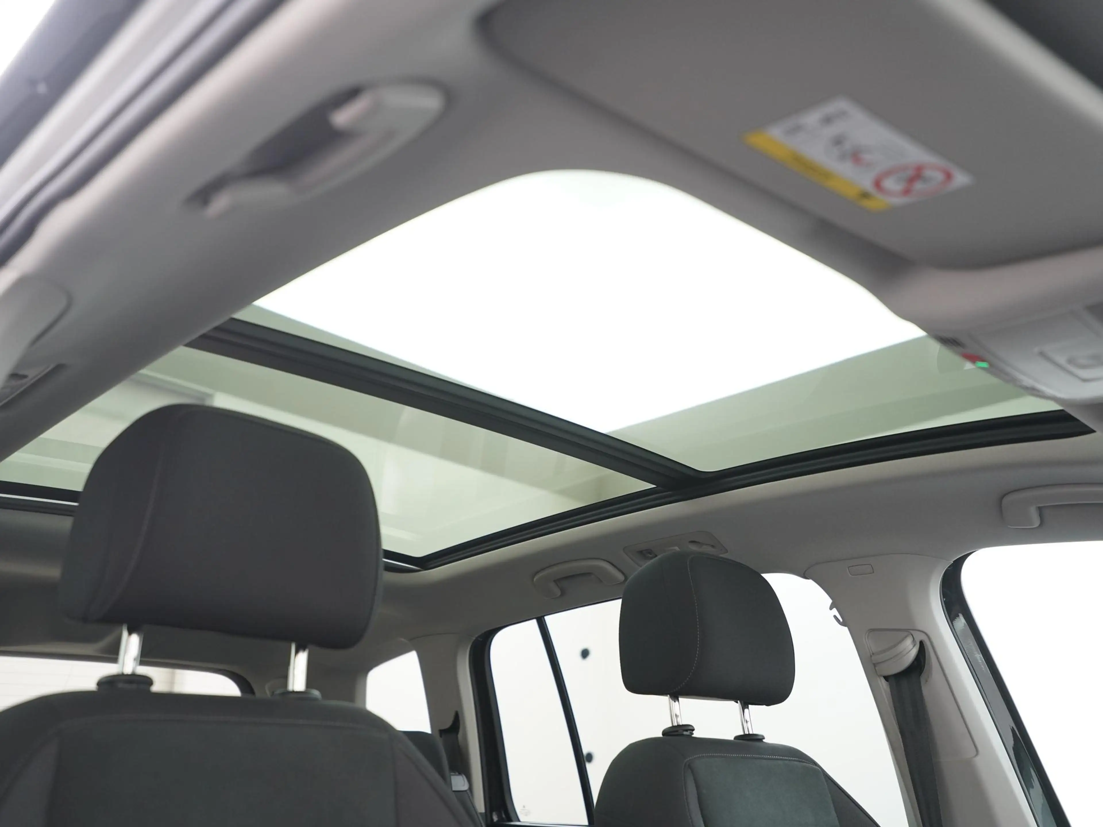 Volkswagen Touran 1.5 TSI Highline DSG | 7 Persoons | Panoramadak | — photo 31