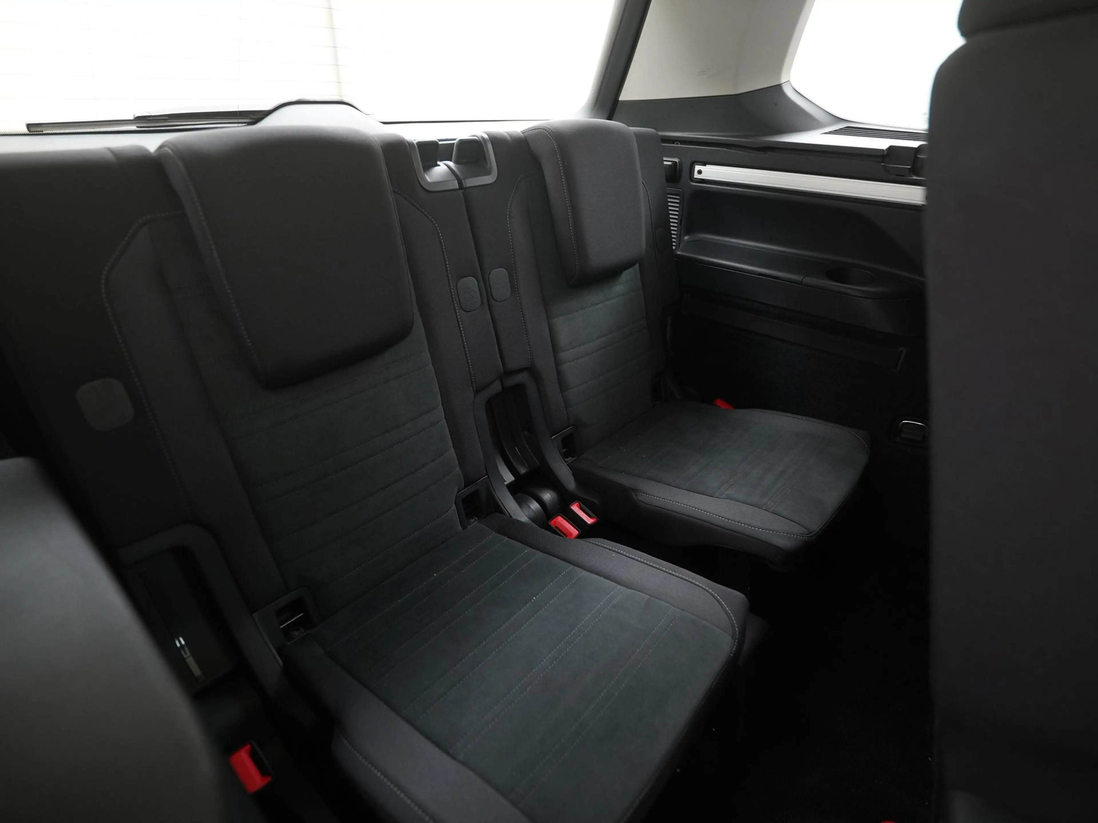 Volkswagen Touran 1.5 TSI Highline DSG | 7 Persoons | Panoramadak | — photo 26