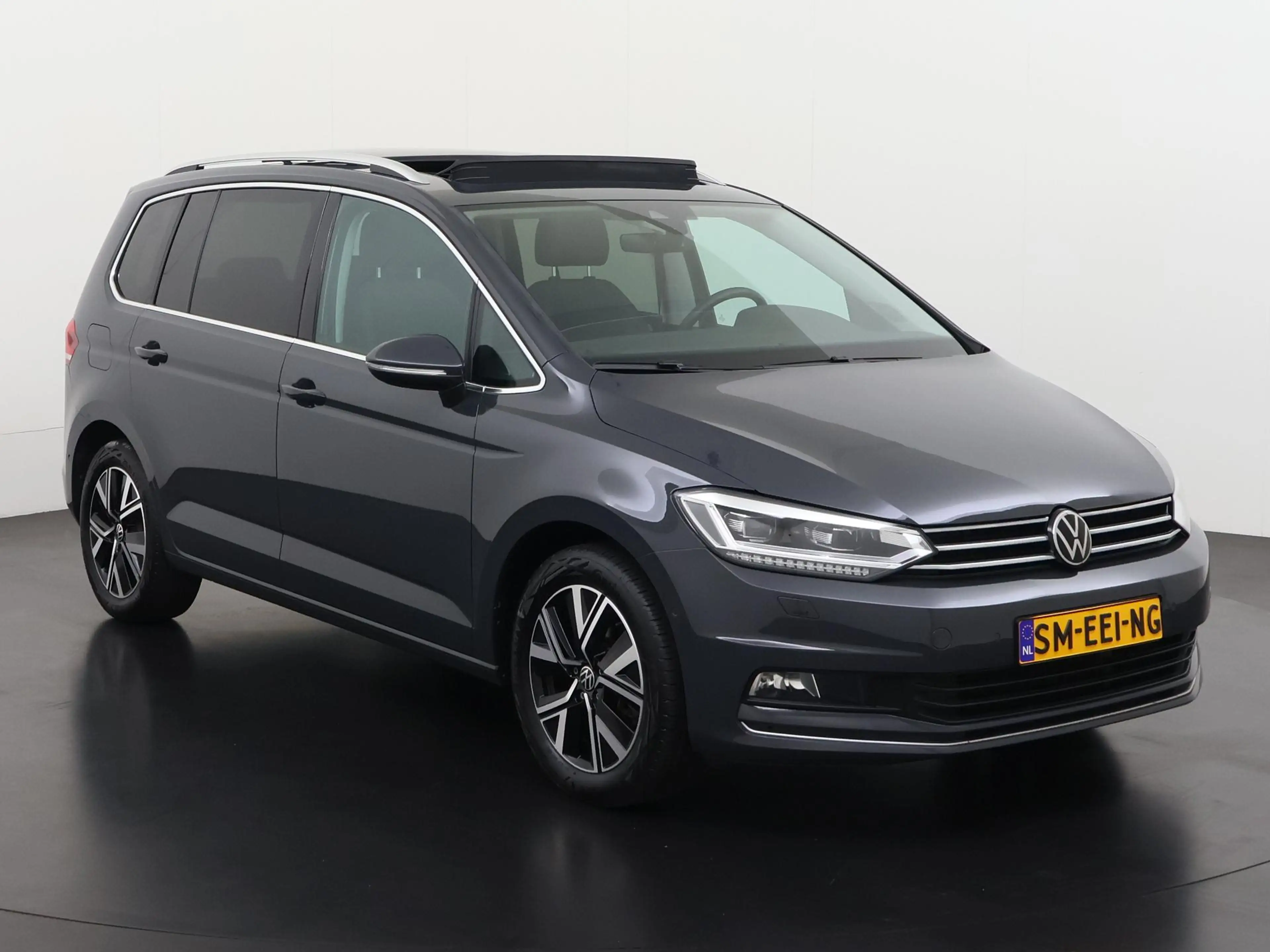 Volkswagen Touran 1.5 TSI Highline DSG | 7 Persoons | Panoramadak | — photo 30