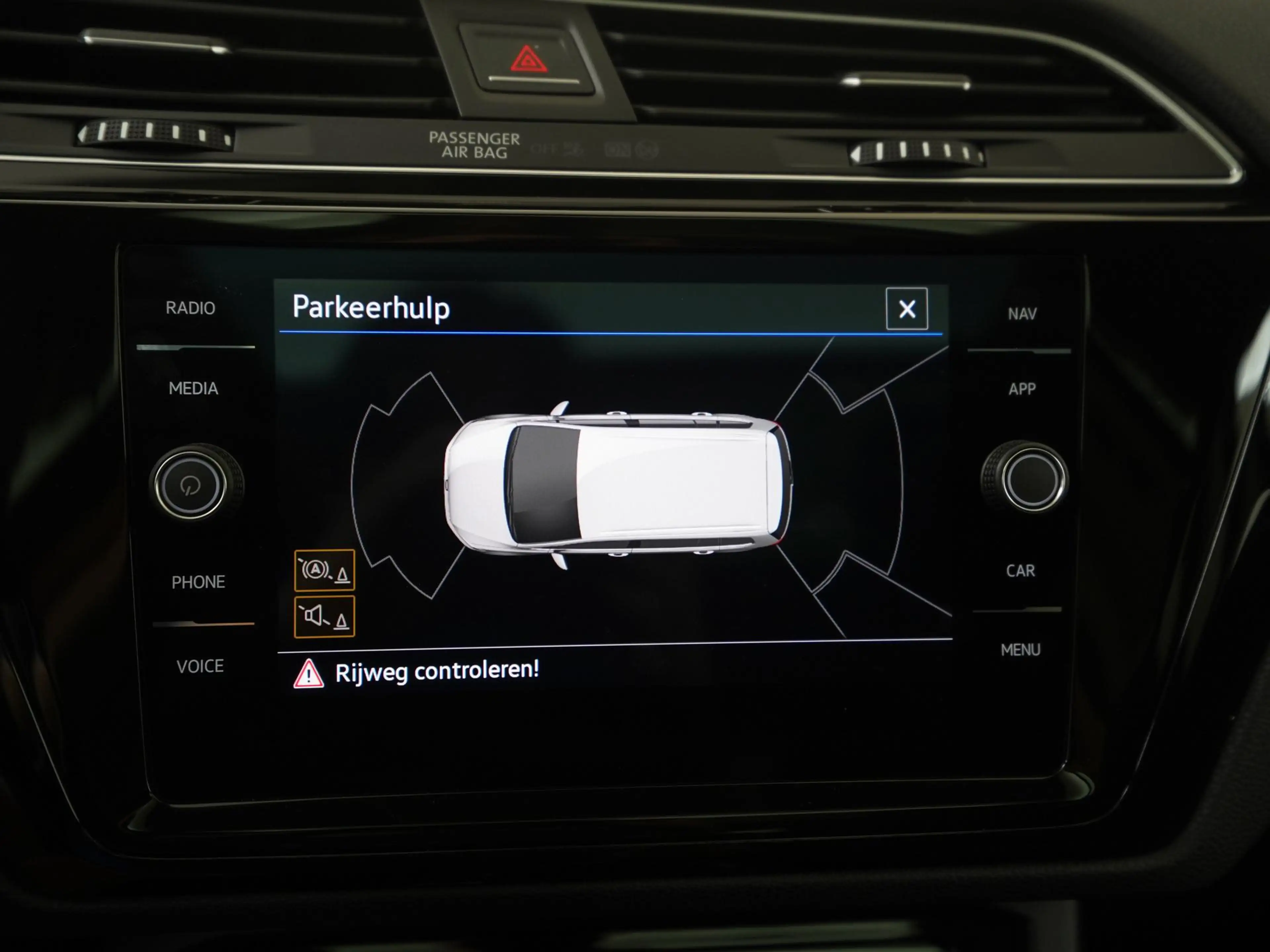 Volkswagen Touran 1.5 TSI Highline DSG | 7 Persoons | Panoramadak | — photo 22