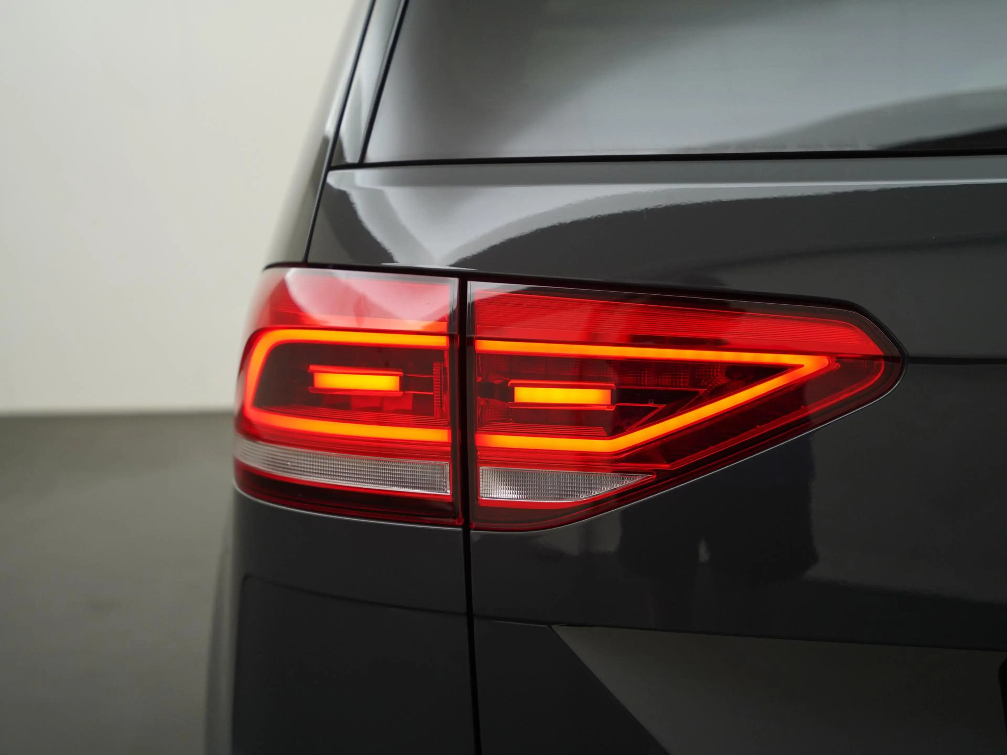 Volkswagen Touran 1.5 TSI Highline DSG | 7 Persoons | Panoramadak | — photo 24