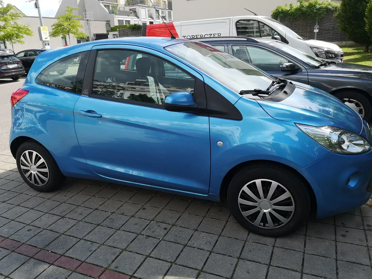 Ford Ka/Ka+ Ka Iconic 1,2  (Tel: 0676-6405191) musicforfun@gmx - 2