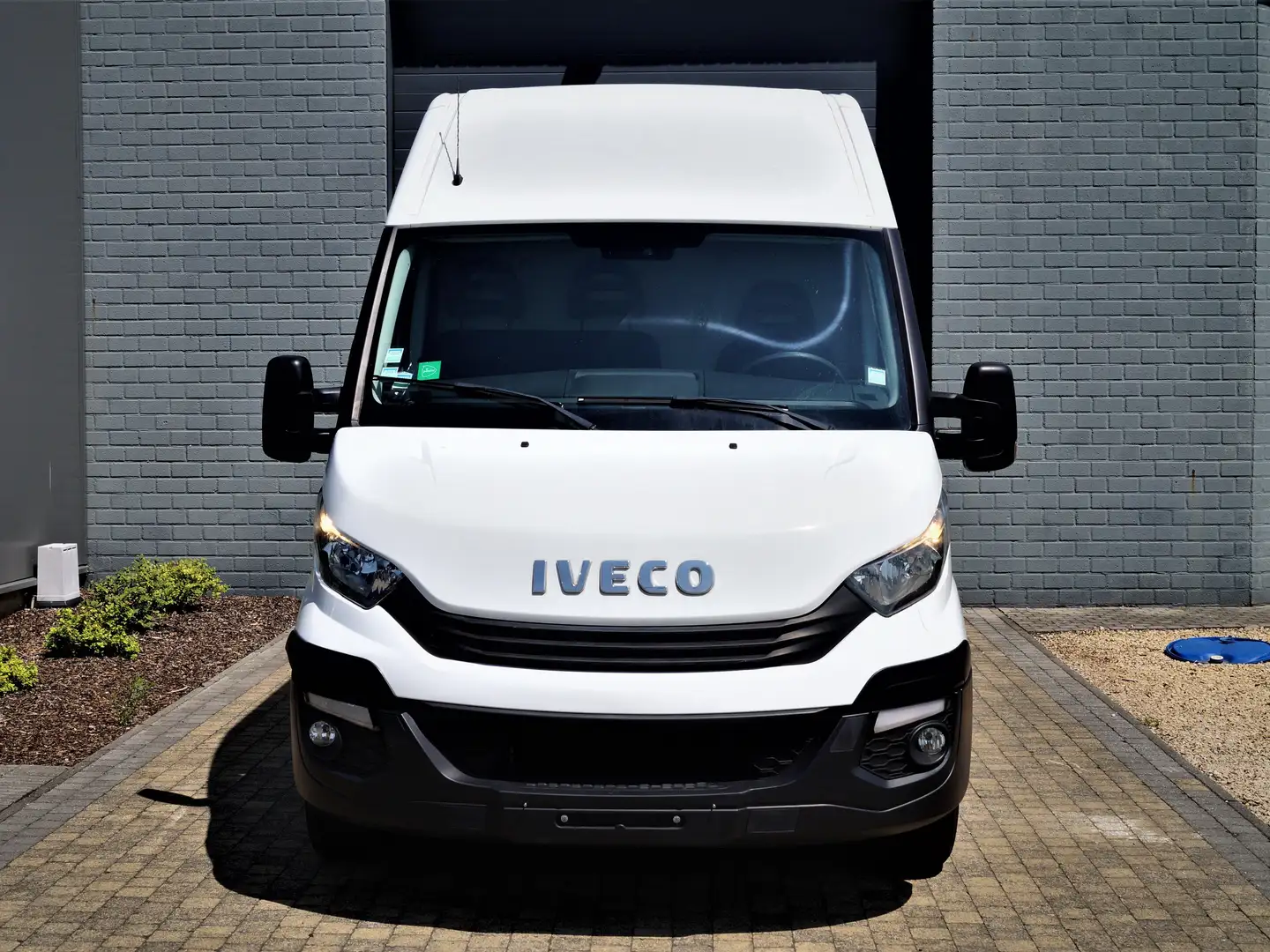 Iveco Daily 35 S 14S D L3H2 Wit - 1