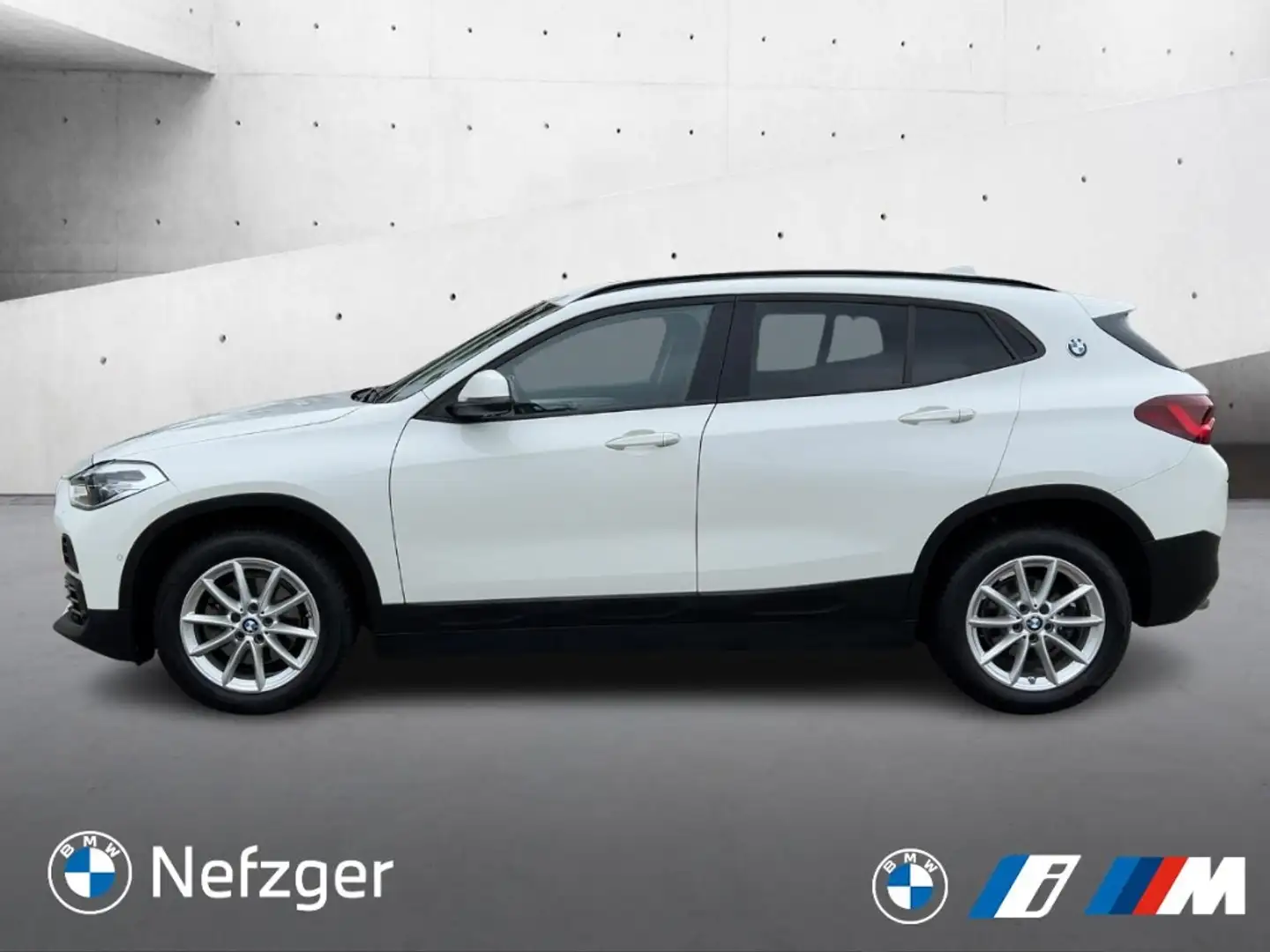 BMW X2 sDrive18i Advantage Park-Assistent PDC LED HiFi Weiß - 1