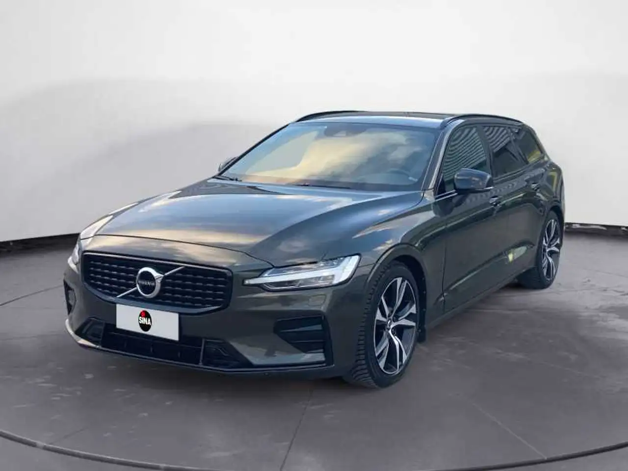 Volvo V60 2.0 B4 Momentum Business