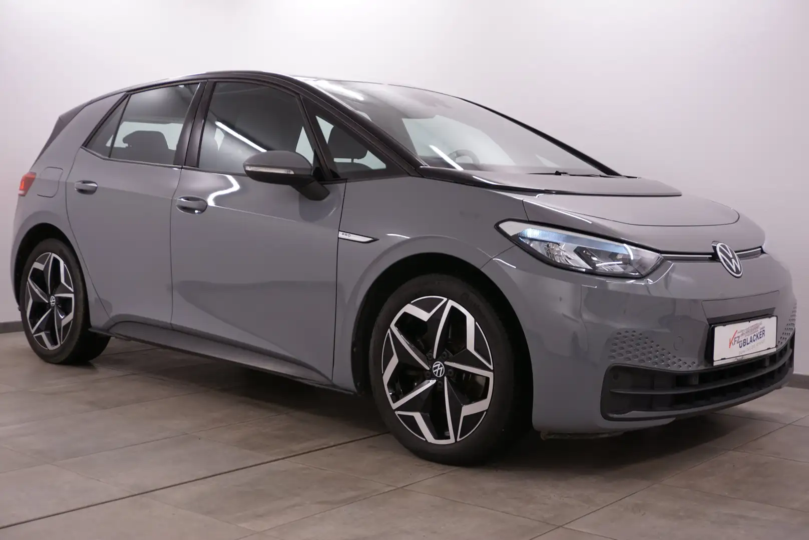 Volkswagen ID.3 Pro 107 kW Grau - 1