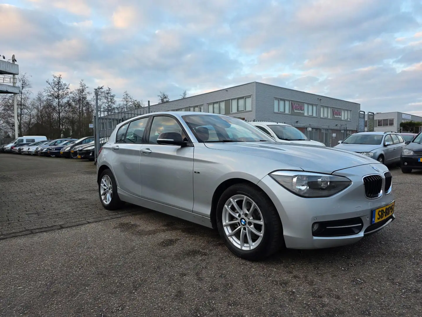 BMW 116 1-serie 116i Business+ Zilver - 2