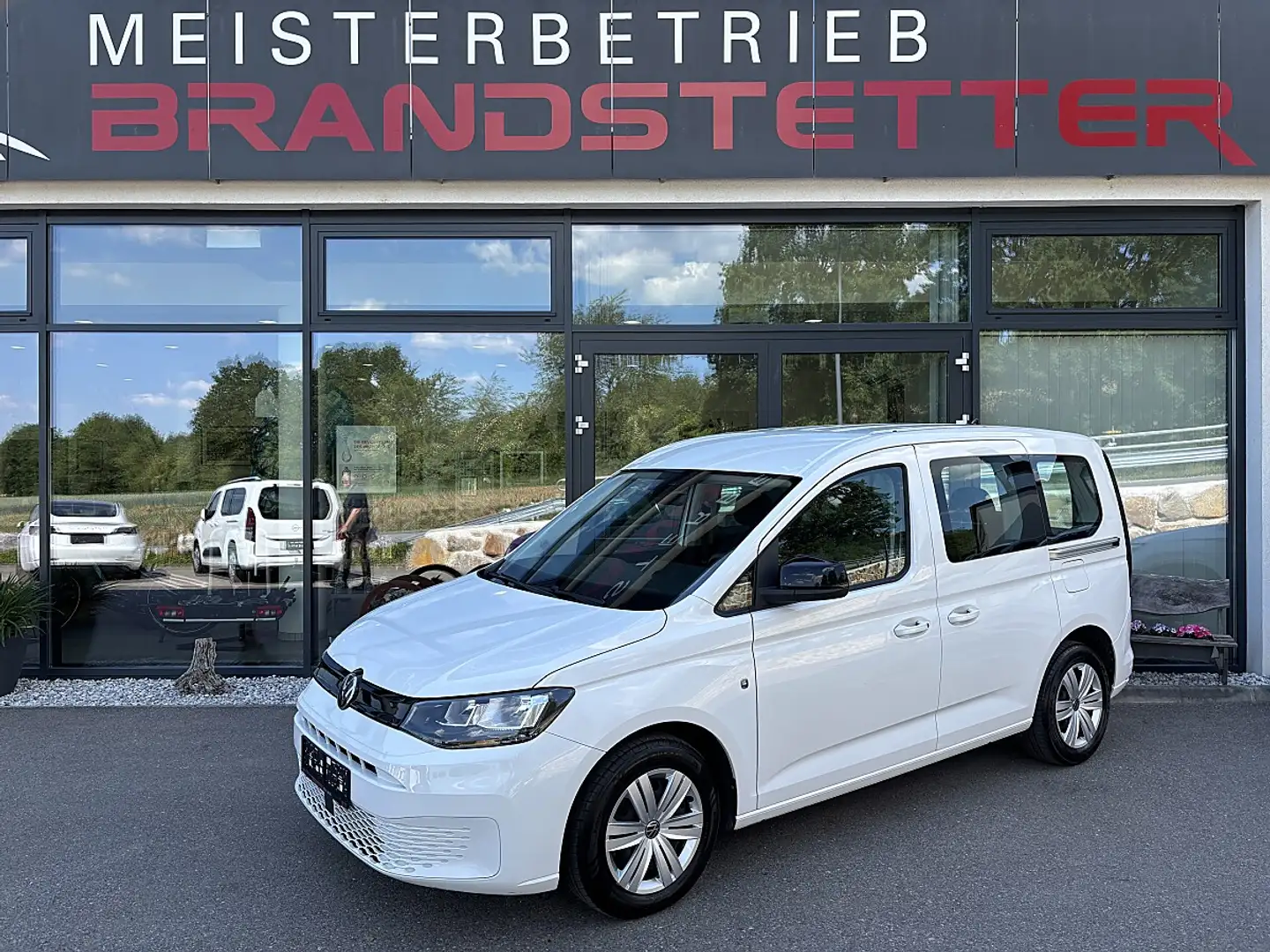 Volkswagen Caddy 2,0 TDI 4MOTION Weiß - 1