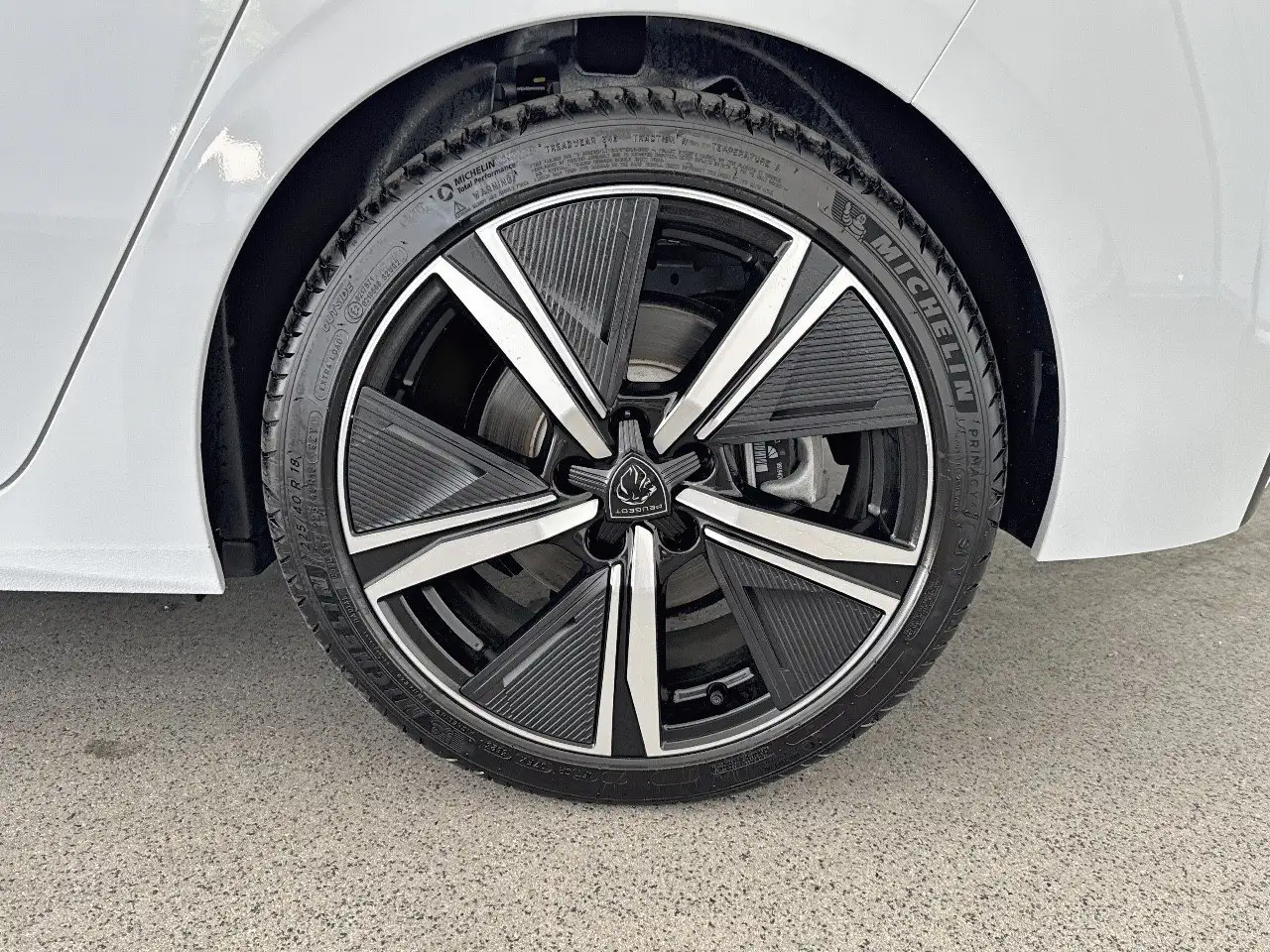 Peugeot 308 GT Hybrid 180 e-EAT8 S&S aut., миниатюра 7