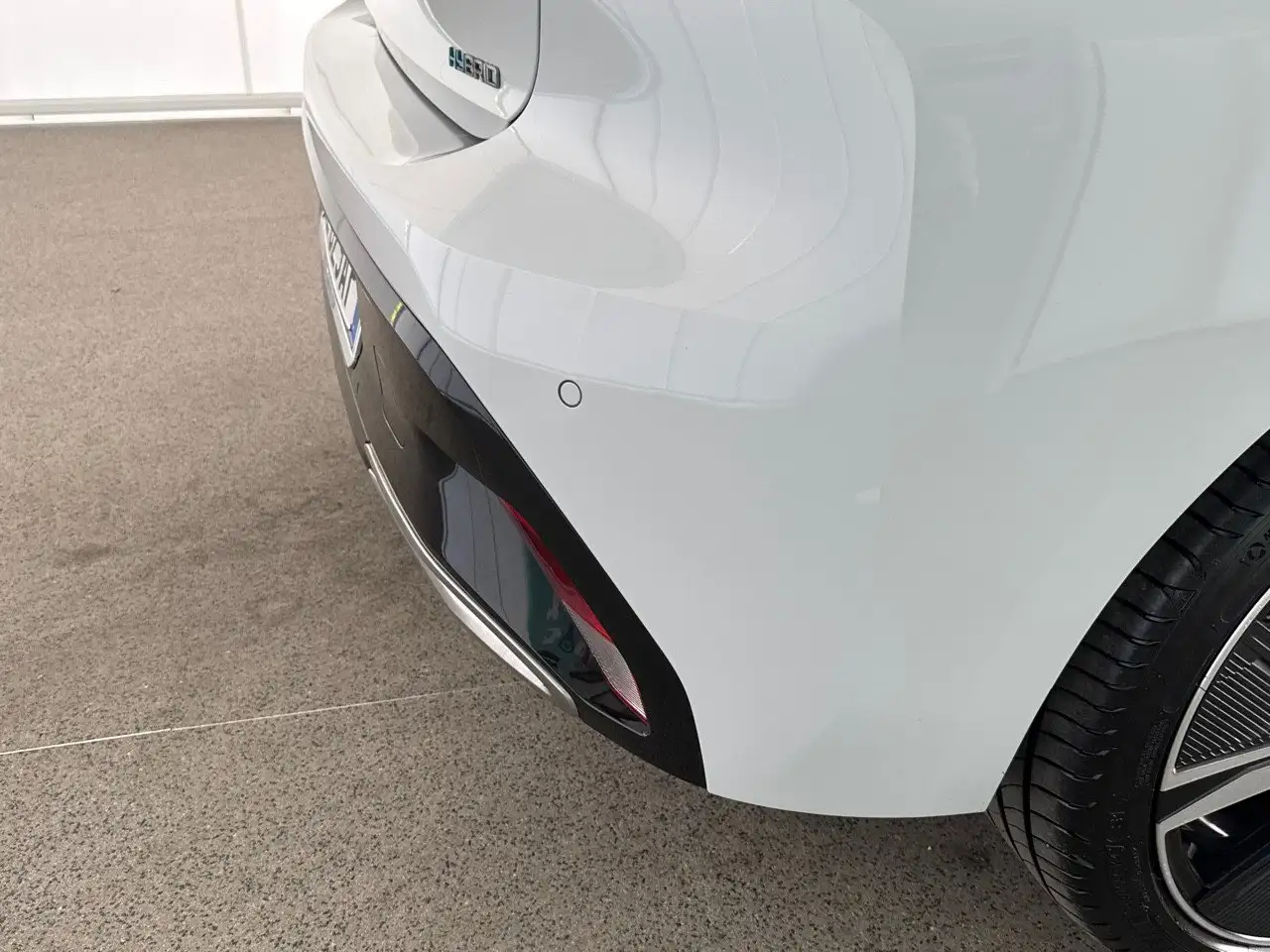 Peugeot 308 GT Hybrid 180 e-EAT8 S&S aut., миниатюра 12