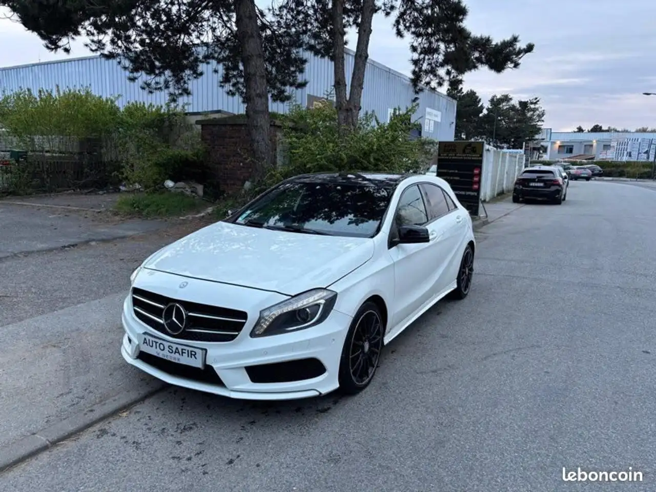Mercedes-Benz A 200