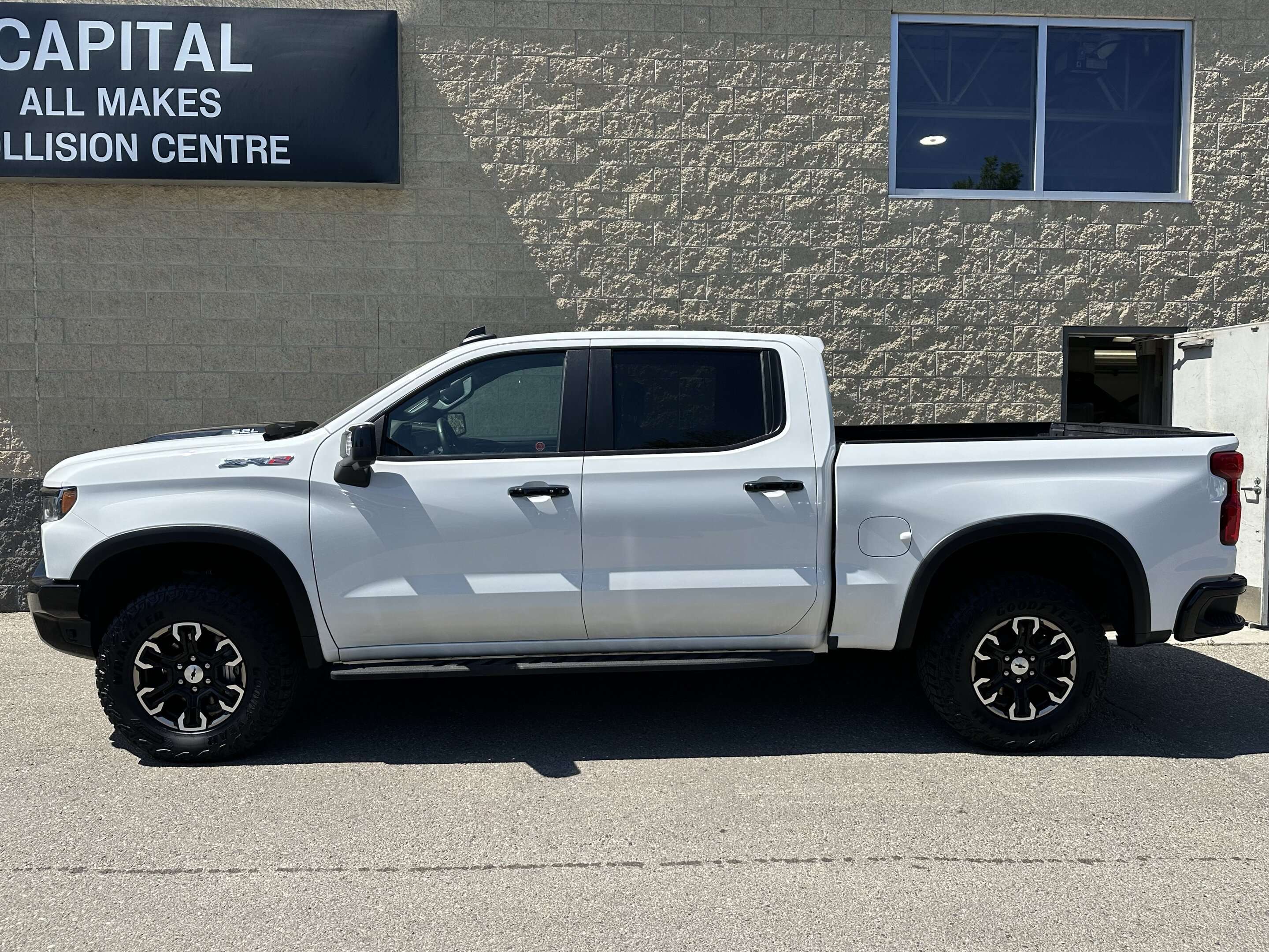2024 Chevrolet Silverado 1500 ZR2 — снимка 1