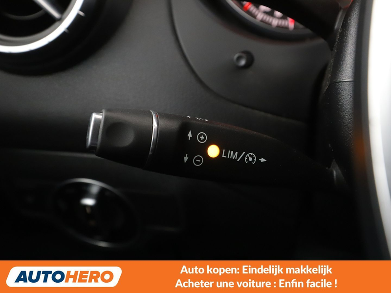 Mercedes-Benz CLA 180 CLA 180 d Urban — photo 11