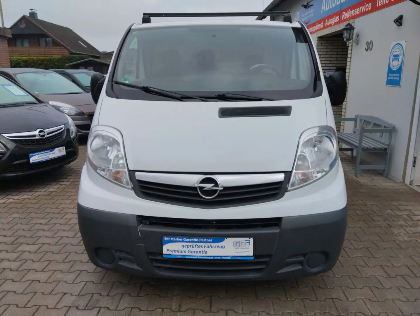 Opel Vivaro Kasten/Kombi L1H1 2,9t TÜV-AU 04-2027 Blanc - 2