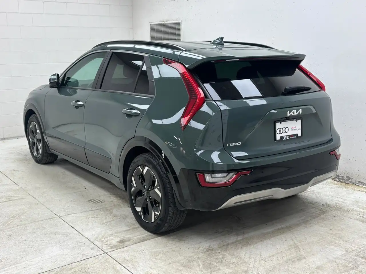 Kia Niro снимка Kia Niro