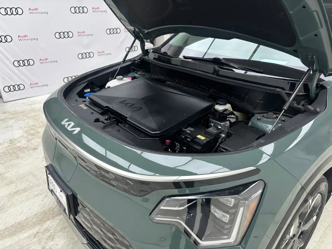 Kia Niro снимка Kia Niro