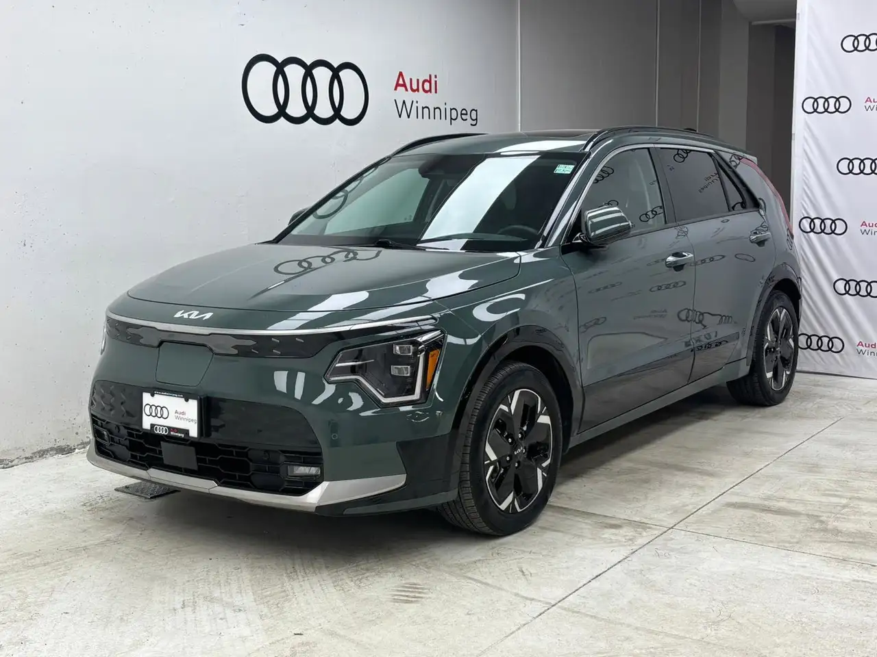 Kia Niro снимка Kia Niro