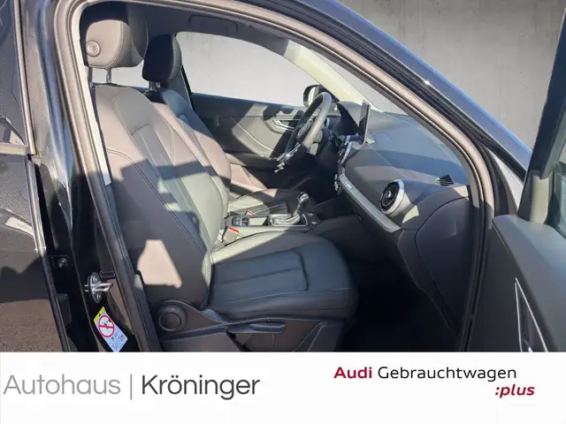 Audi Q2 view 9