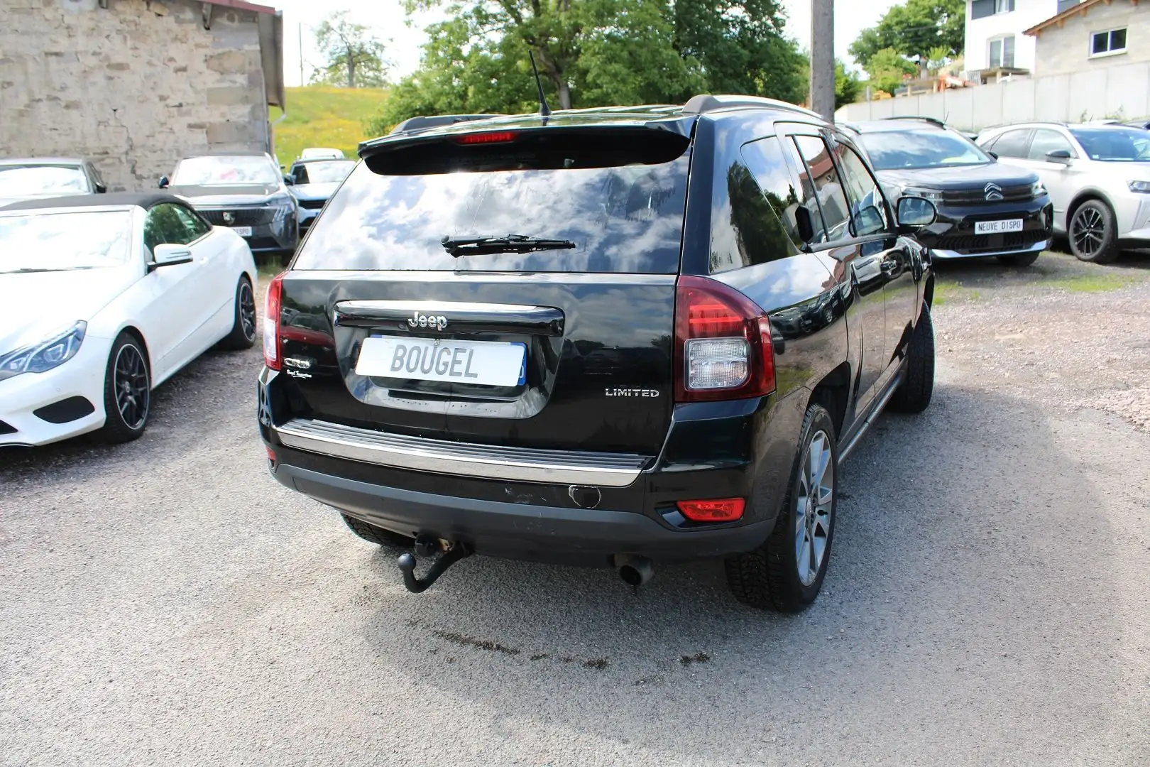 Jeep Compass LIMITED 2L2 CRD 136 CV GPS 3D CAMÉRA USB JA 18 TOI Noir - 2