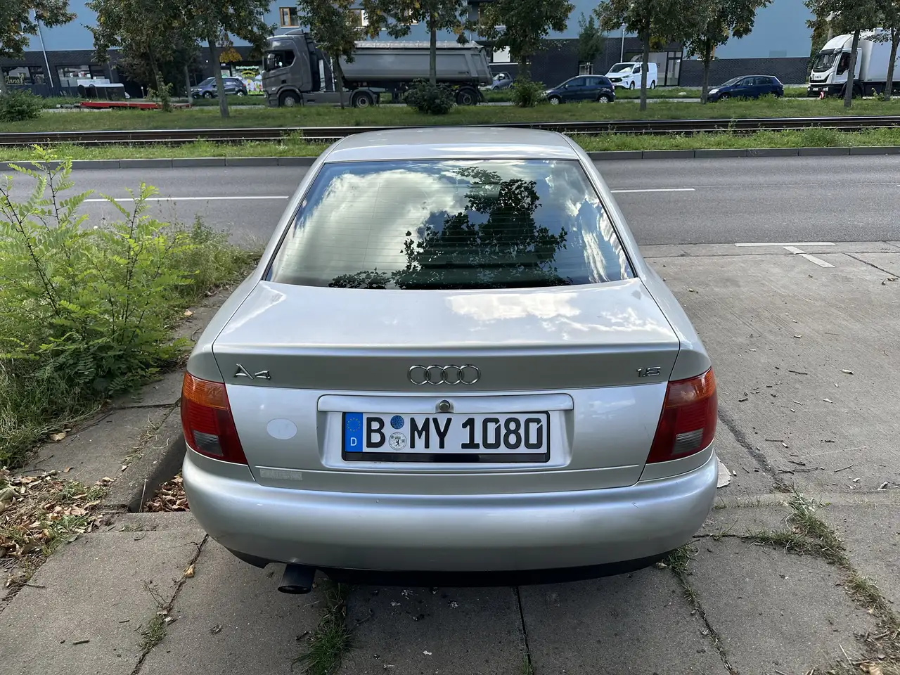 Audi A4 1.8, foto 7